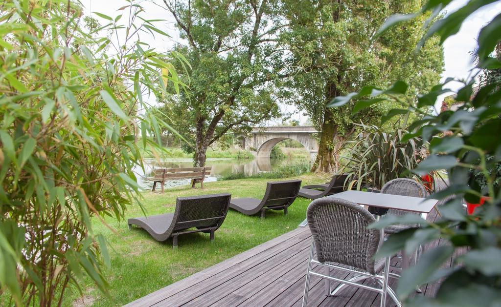 Logis Auberge De La Riviere Les Velluire-sur-Vendee エクステリア 写真