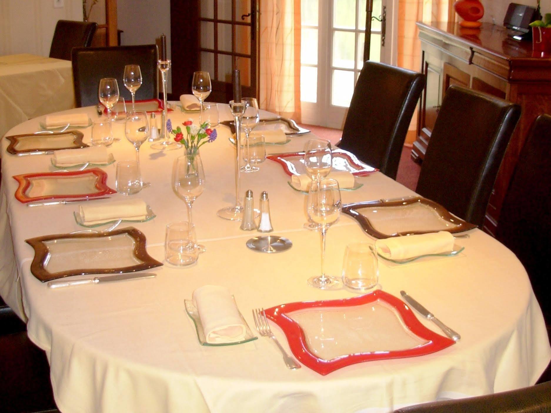 Logis Auberge De La Riviere Les Velluire-sur-Vendee エクステリア 写真
